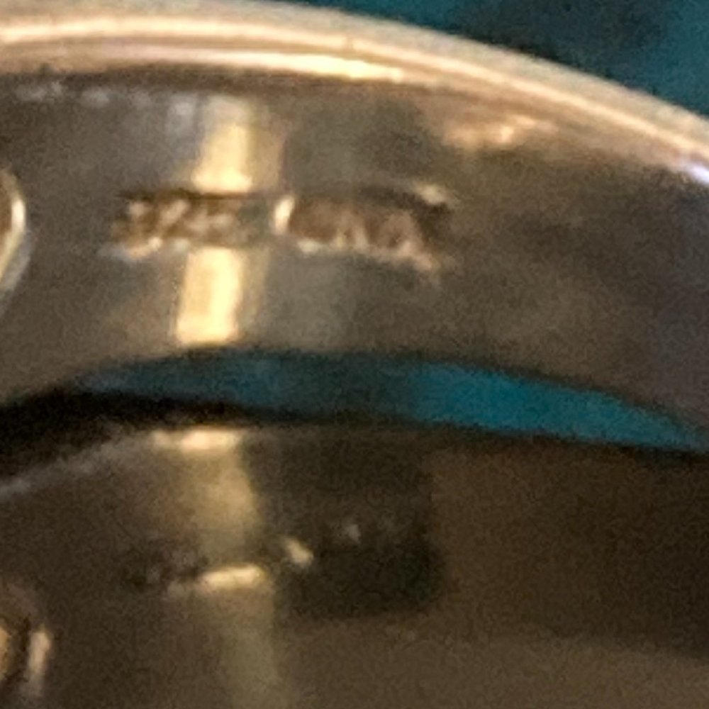 Vintage onyx and mother of pearl bands on sterling silver ring - Picture 4 of 6